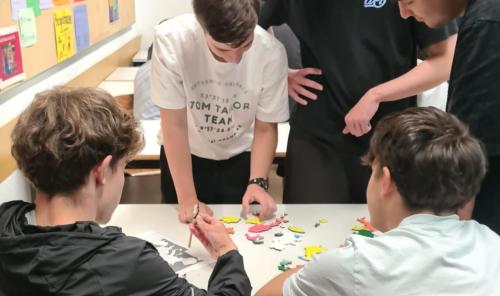Europäische Freiwillige besucht Alexander-von-Humboldt-Gymnasium