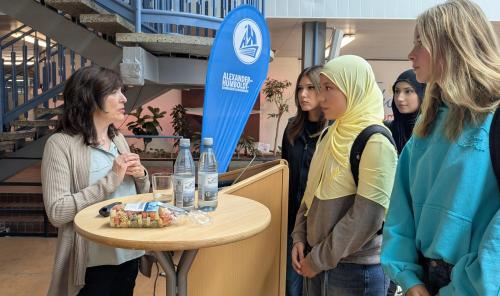 Monika Jalili zu Gast am AvH